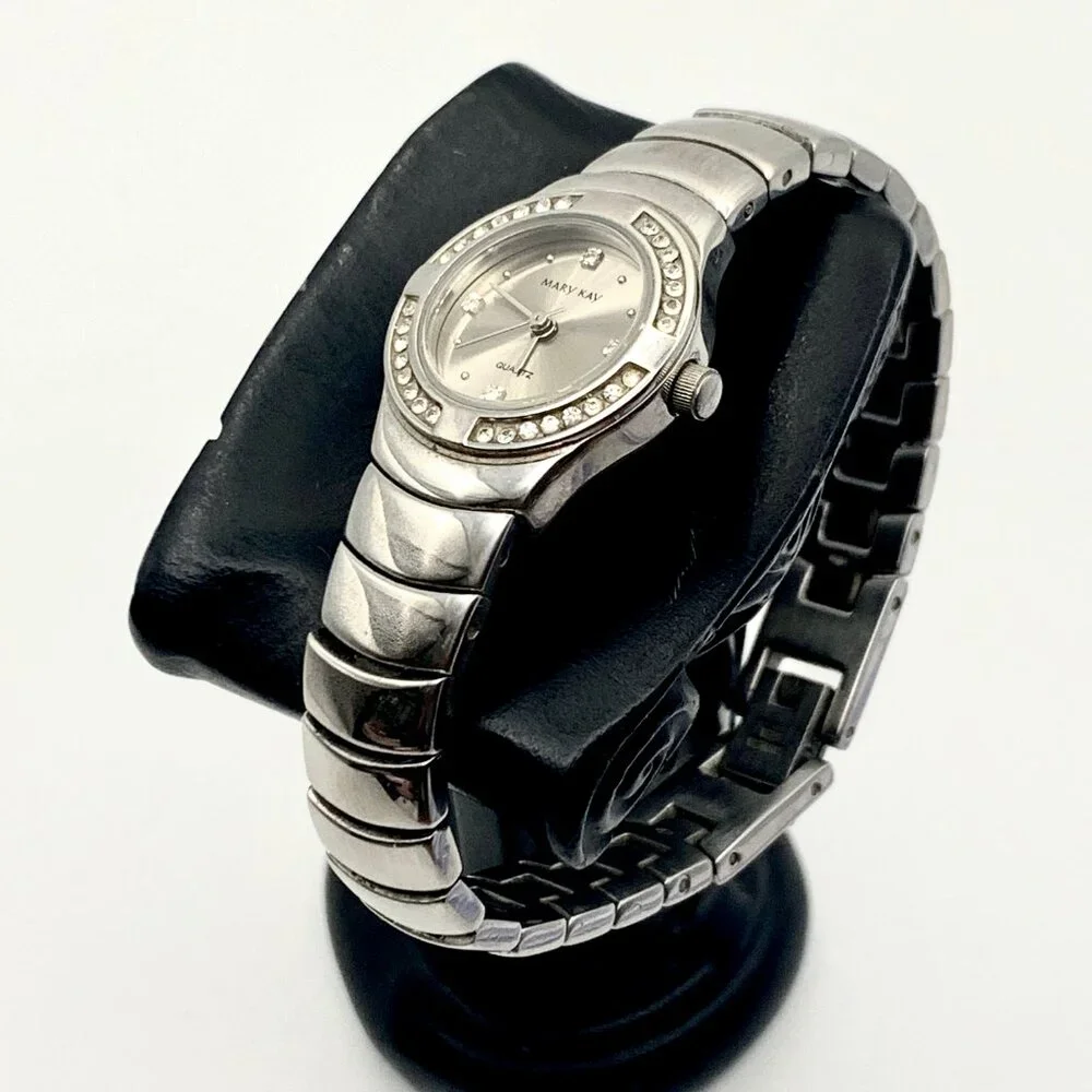 Mary Kay Silver Tone Watch Crystal Bezel 6.5" Wrist New Battery - Picture 6 of 15